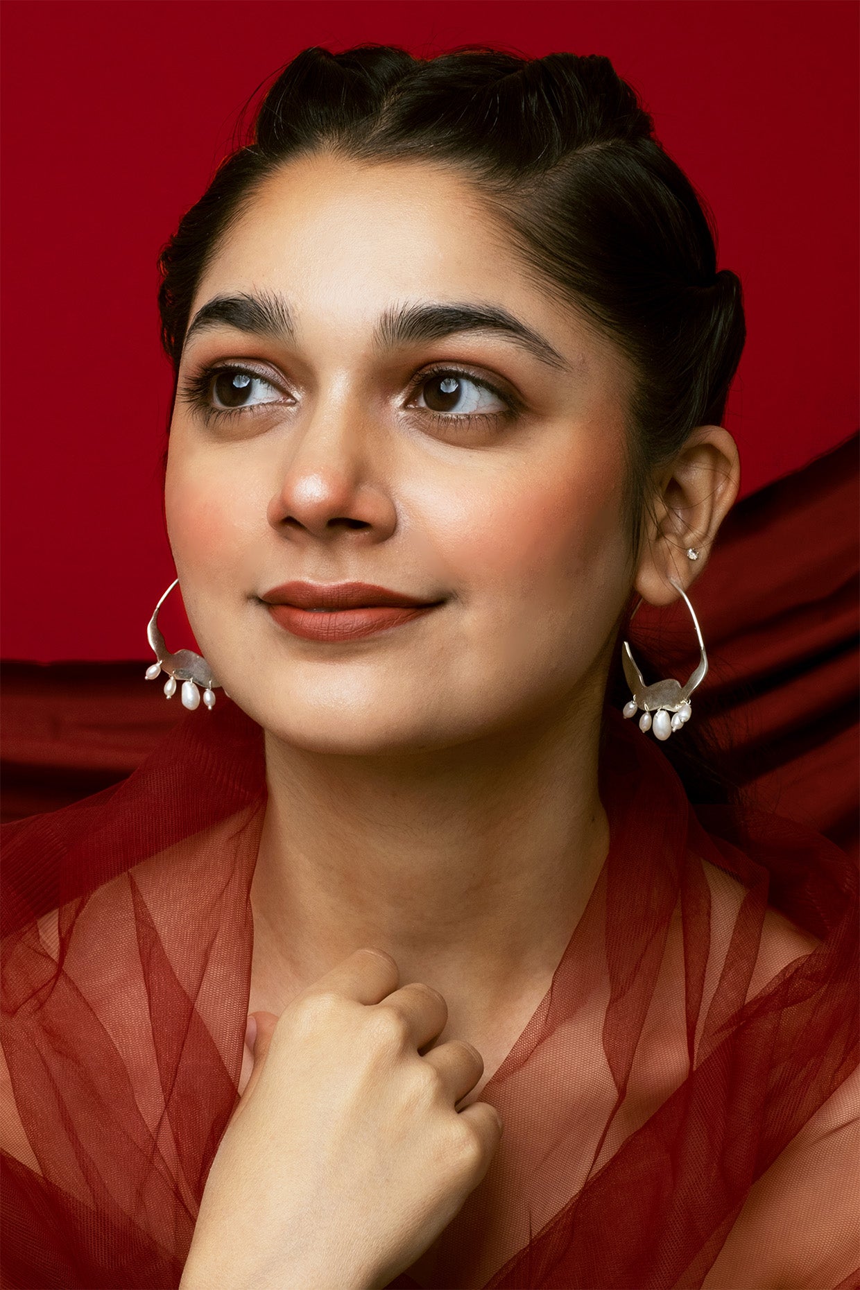 Leher Pearl Dangler Hoops