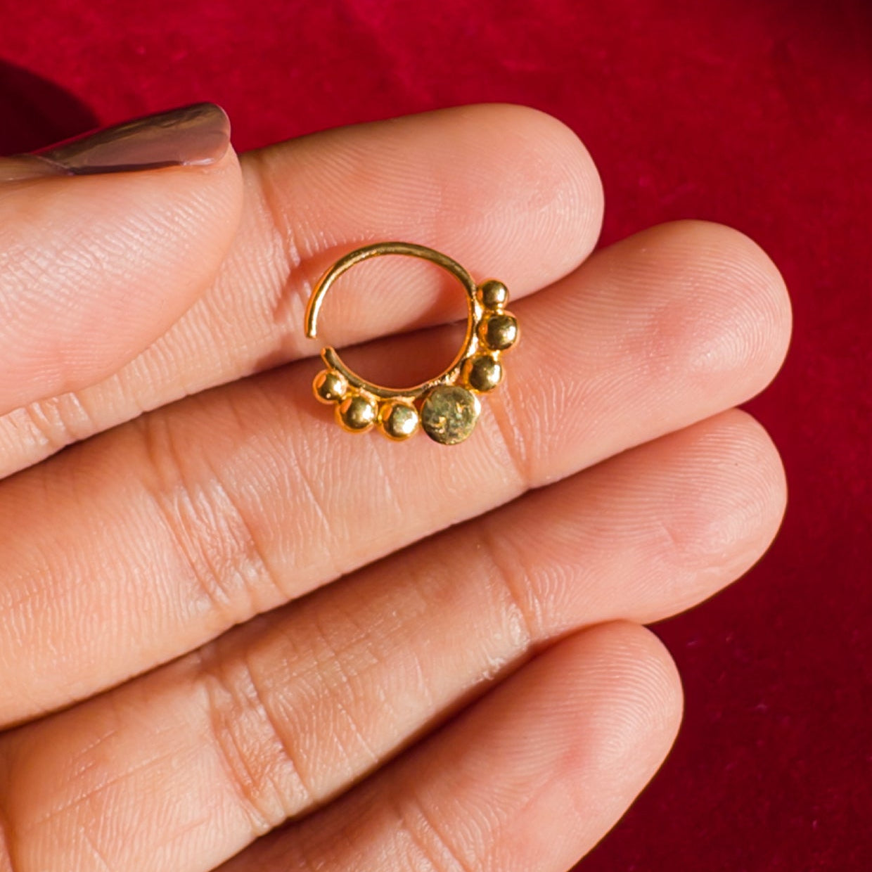 Kavya Septum Ring 18k