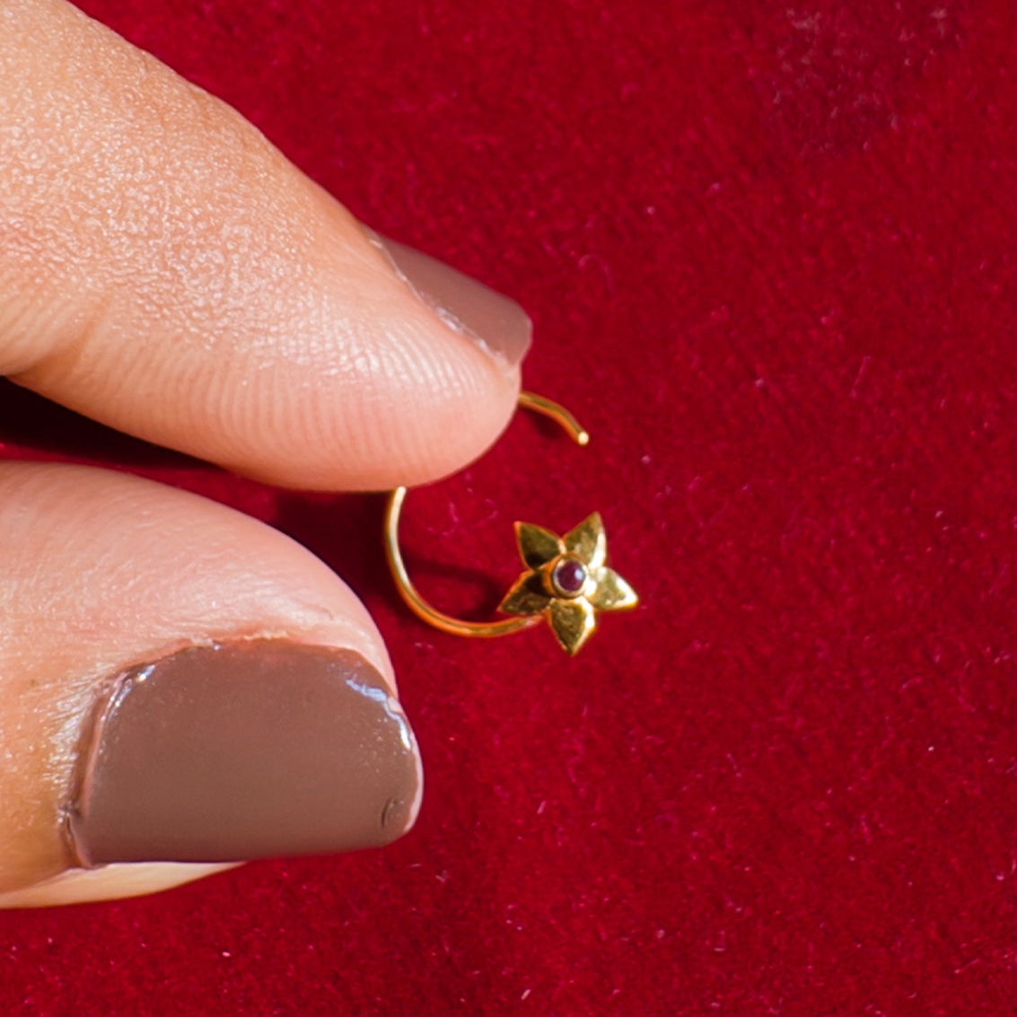 Malar Nosepin 18k Gold Plated