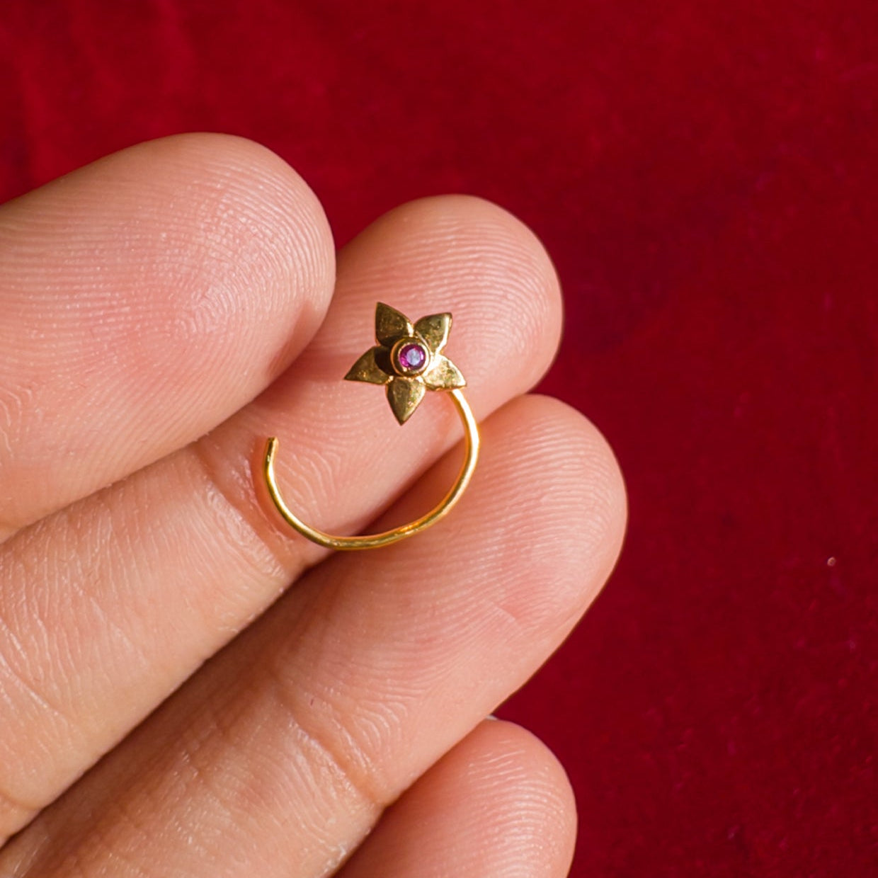 Malar Nosepin 18k Gold Plated