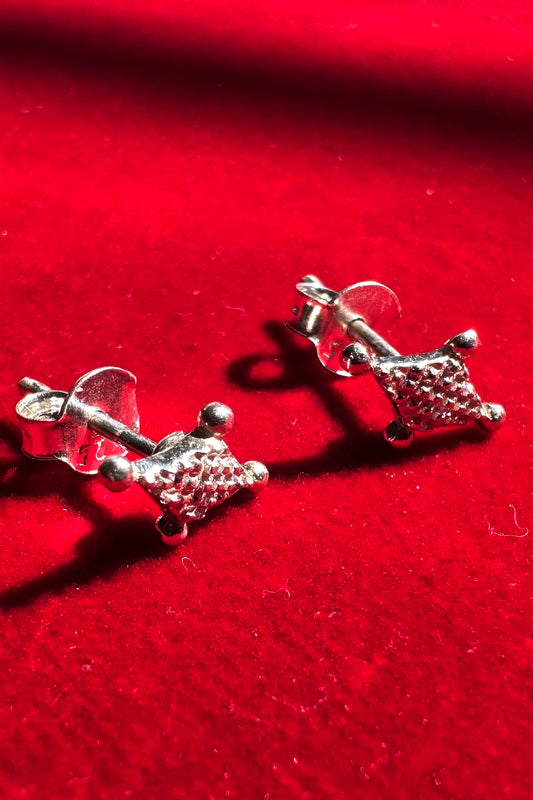 Pahel Diamond studs