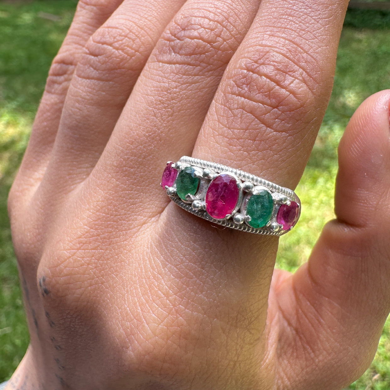 Ratna Ring