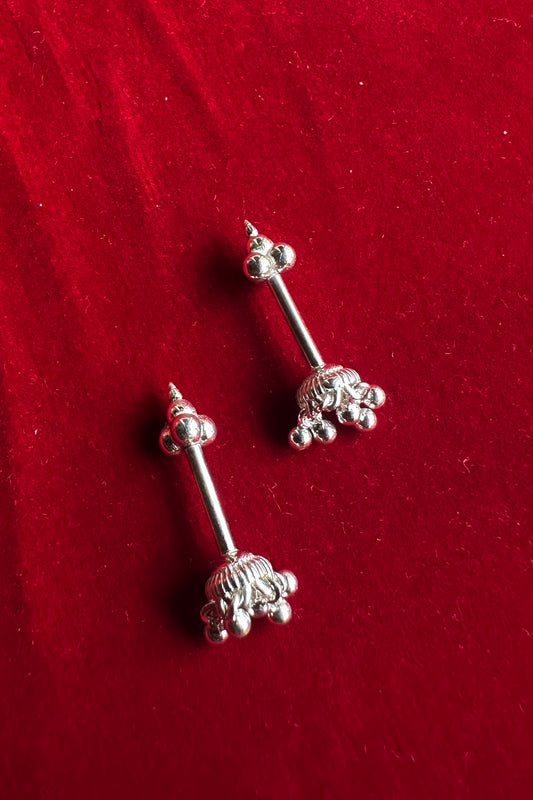 Kanika Bugadi Earrings (Pierced) Silver