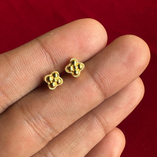 Malli Studs