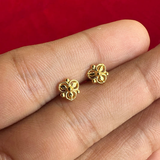 Meenakshi Studs