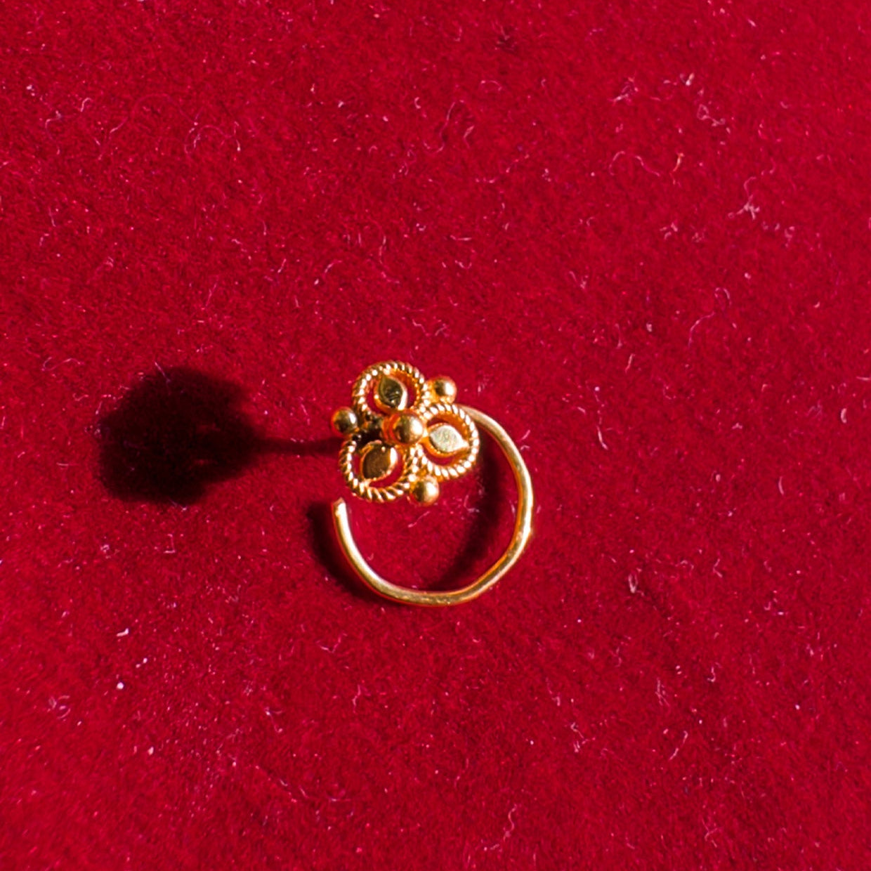 Meenakshi Nosepin 18k Gold Plated