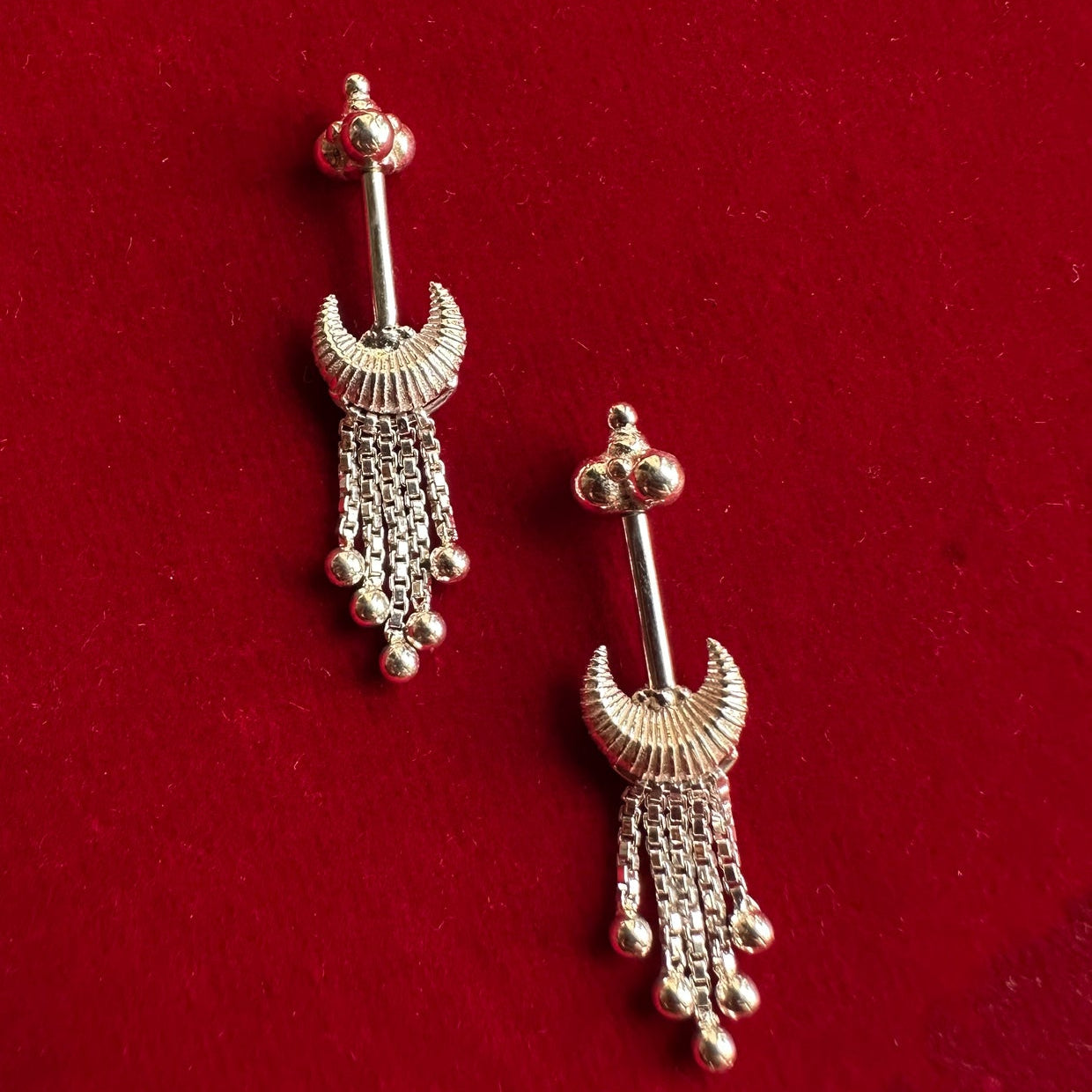 Suman Bugadi Earrings (Pierced) Silver